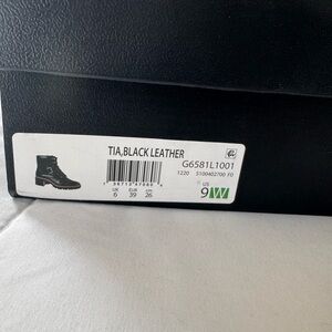 Black Leather women’s Boots